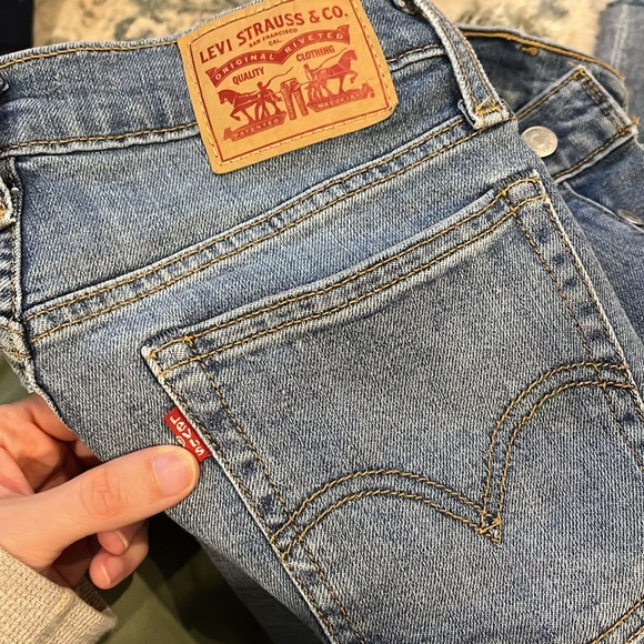 Levi’s - Wedgie Skinny - size 25 faded blue color - Picture 1 of 5